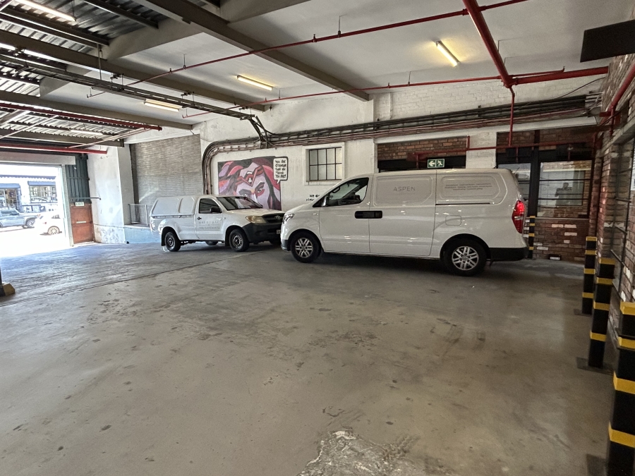 To Let Commercial Property for Rent in Woodstock Western Cape